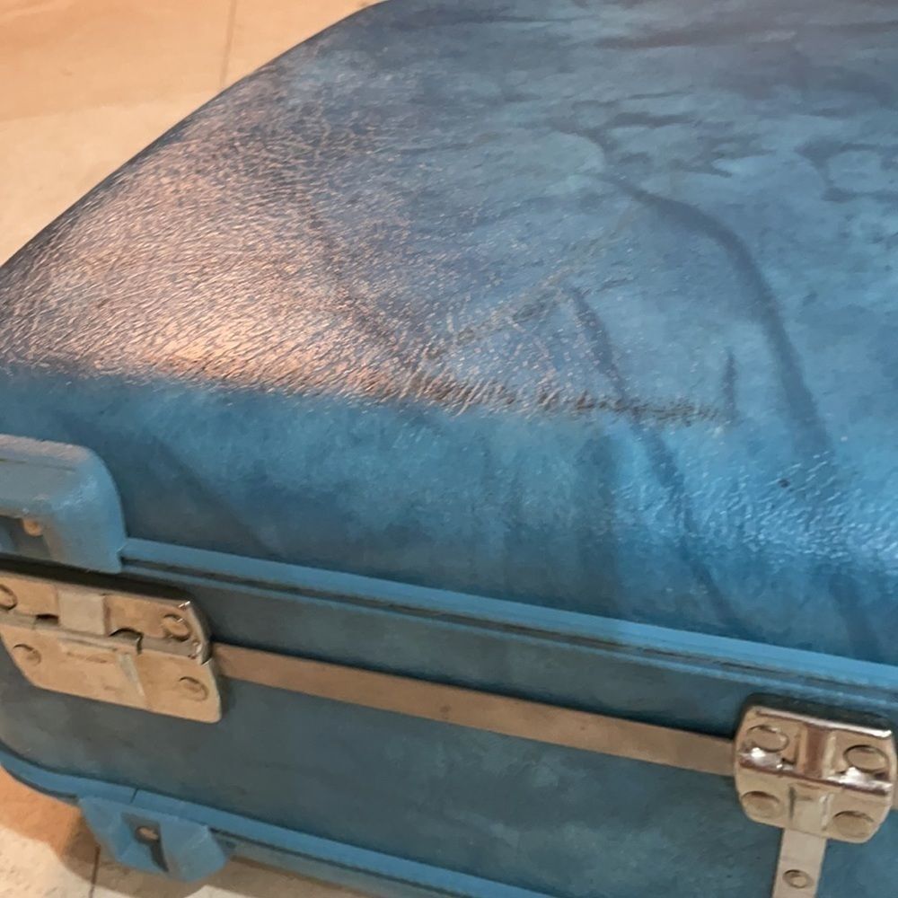 ♥️ Vintage American Tourister Aqua Blue Luggage - Picture 10 of 14